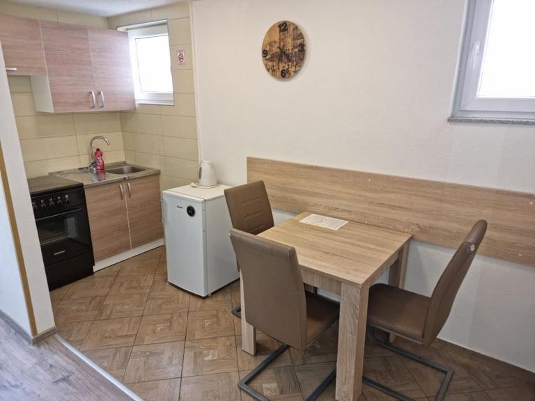 Apartmani Vesto Баня-Лука Экстерьер фото