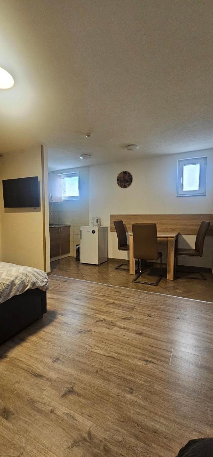 Apartmani Vesto Баня-Лука Экстерьер фото