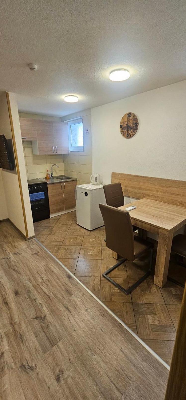 Apartmani Vesto Баня-Лука Экстерьер фото