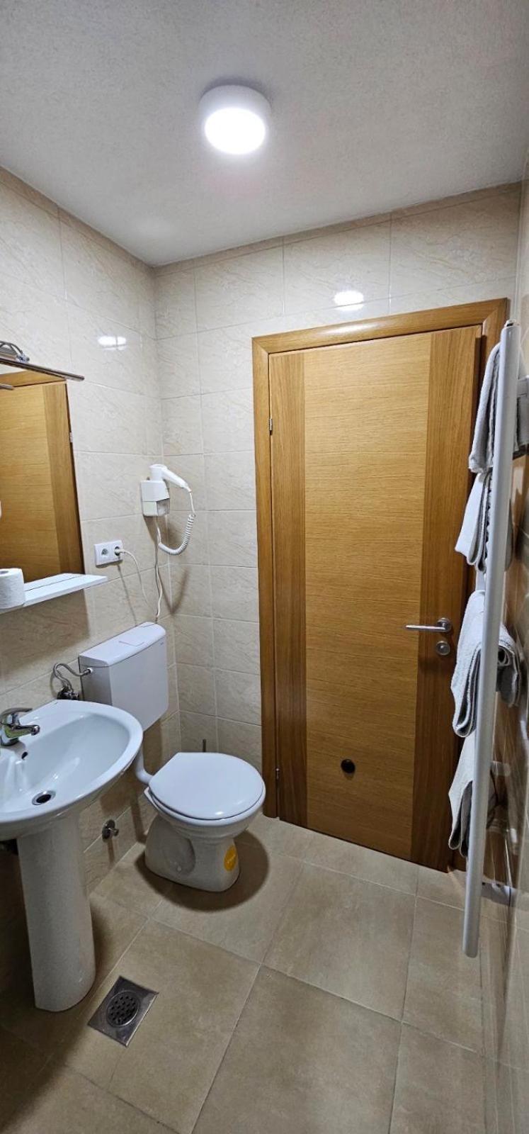 Apartmani Vesto Баня-Лука Экстерьер фото