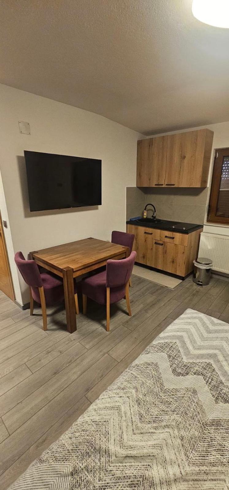 Apartmani Vesto Баня-Лука Экстерьер фото